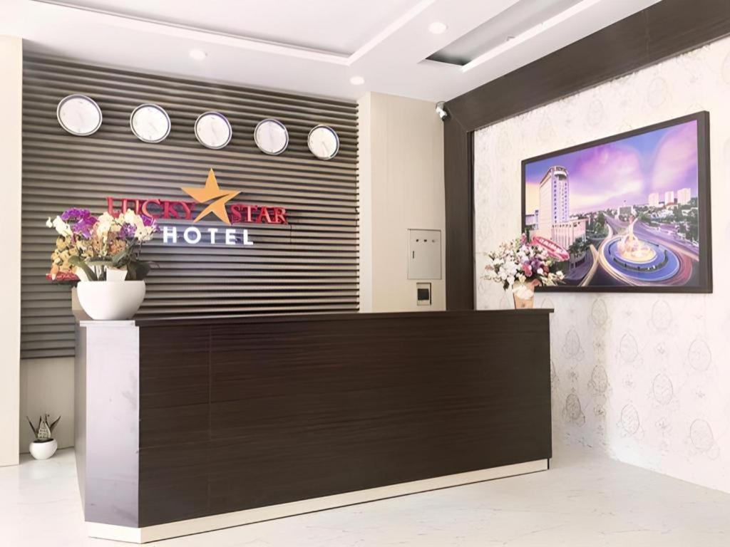 Lucky Star Hotel Buon Ma Thuot Exterior foto
